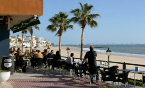 Paseo Maritimo en la Playa de La Costilla Rota