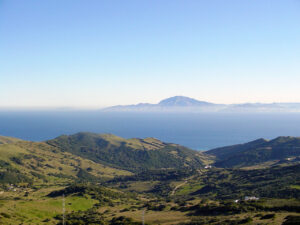 Estrecho de Gibraltar desde Los Alcornocales