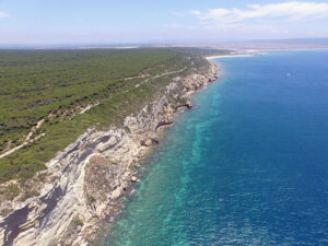 Fotografia aerea de Los acantilados de la Brena y Barbate