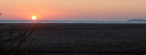 07 Atardecer en la playa de Castilnovo